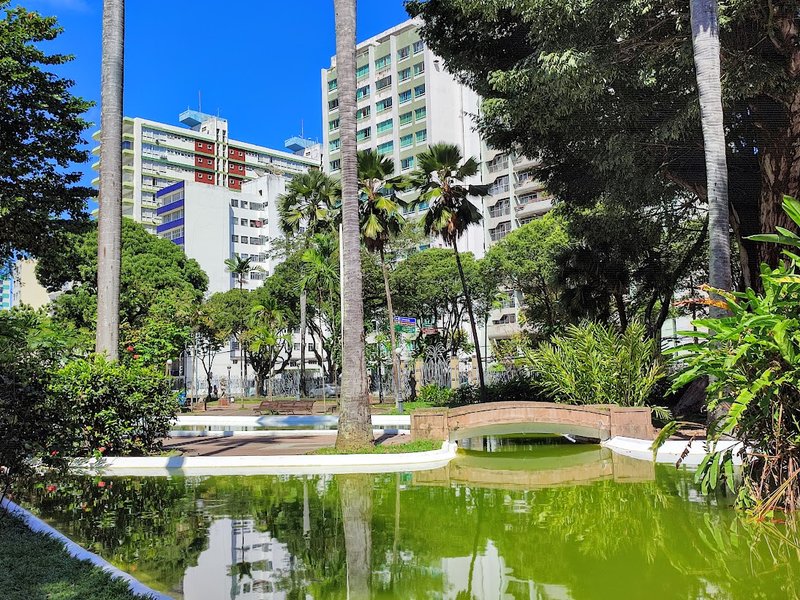 Apartamento 3/4 com linda vista para o mar na Praça do  Campo Grande Travessa Corneta Lopes Salvador - 