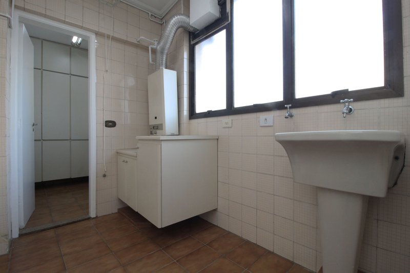 Apartamento para venda com 110m², 03 dormitórios, 03 banheiros sendo 01 suíte e 02 vagas Rua Dom Pero Leitão São Paulo - 