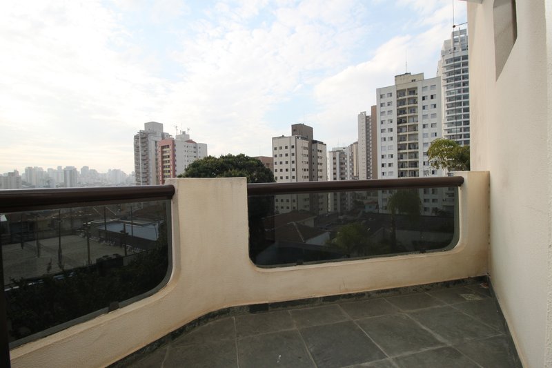 Apartamento para venda com 110m², 03 dormitórios, 03 banheiros sendo 01 suíte e 02 vagas Rua Dom Pero Leitão São Paulo - 