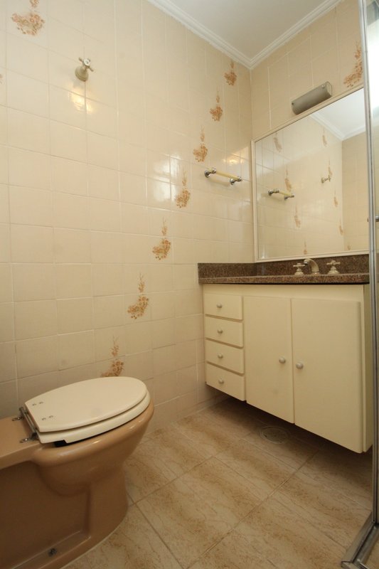Apartamento para venda com 110m², 03 dormitórios, 03 banheiros sendo 01 suíte e 02 vagas Rua Dom Pero Leitão São Paulo - 
