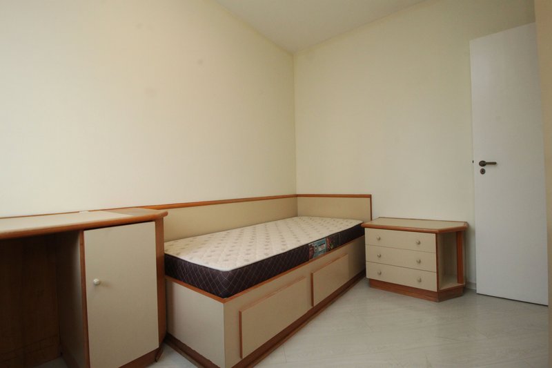 Apartamento para venda com 110m², 03 dormitórios, 03 banheiros sendo 01 suíte e 02 vagas Rua Dom Pero Leitão São Paulo - 
