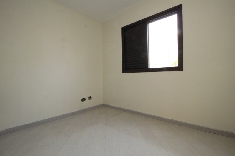 Apartamento para venda com 110m², 03 dormitórios, 03 banheiros sendo 01 suíte e 02 vagas Rua Dom Pero Leitão São Paulo - 