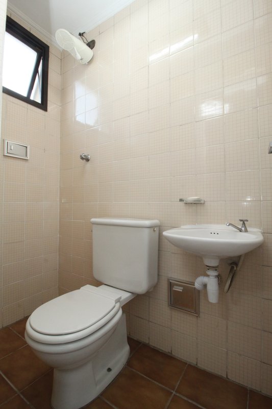 Apartamento para venda com 110m², 03 dormitórios, 03 banheiros sendo 01 suíte e 02 vagas Rua Dom Pero Leitão São Paulo - 