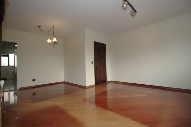 Apartamento para venda com 110m², 03 dormitórios, 03 banheiros sendo 01 suíte e 02 vagas Rua Dom Pero Leitão São Paulo - 
