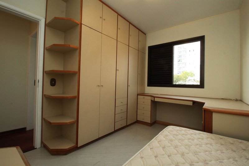 Apartamento para venda com 110m², 03 dormitórios, 03 banheiros sendo 01 suíte e 02 vagas Rua Dom Pero Leitão São Paulo - 