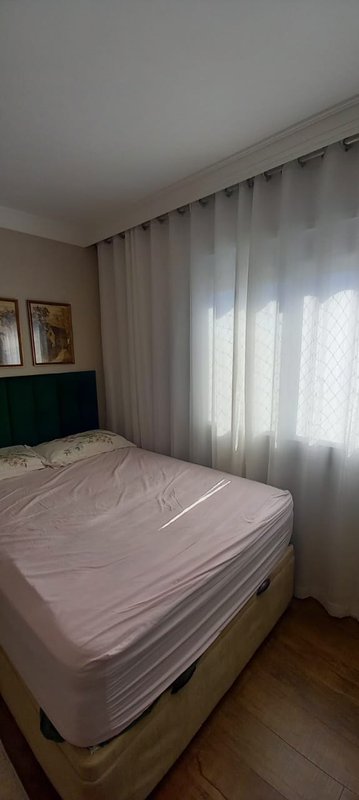 Apartamento com 2 dormitórios com suíte e uma vaga com 54m² Vila Osasco  Osasco - 