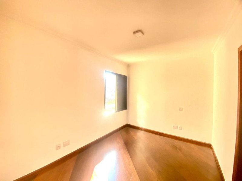 Apartamento no Ipiranga 4 dorm 2 suítes 3 vagas Rua Cipriano Barata São Paulo - 