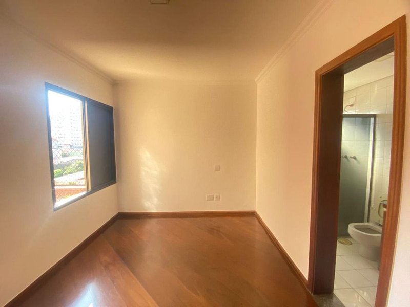 Apartamento no Ipiranga 4 dorm 2 suítes 3 vagas Rua Cipriano Barata São Paulo - 