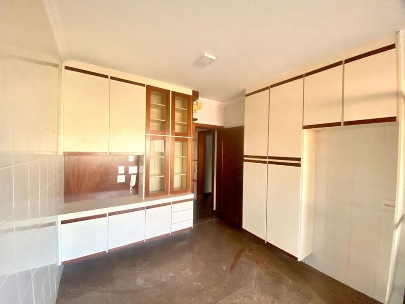 Apartamento no Ipiranga 4 dorm 2 suítes 3 vagas Rua Cipriano Barata São Paulo - 