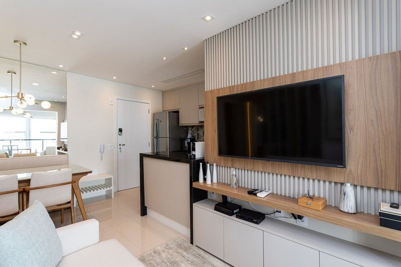 Apartamento com 2 Quartos para alugar, 60m² - Pinheiros Rua João Moura São Paulo - 