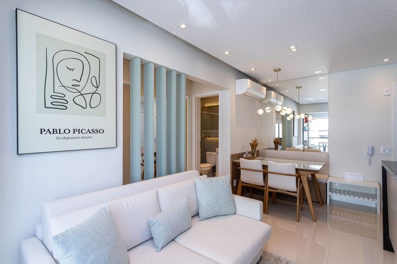 Apartamento com 2 Quartos para alugar, 60m² - Pinheiros Rua João Moura São Paulo - 