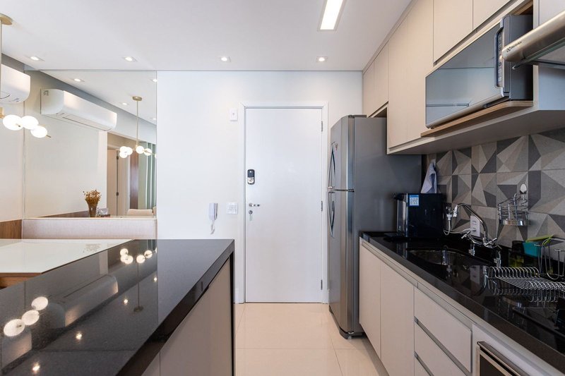 Apartamento com 2 Quartos para alugar, 60m² - Pinheiros Rua João Moura São Paulo - 