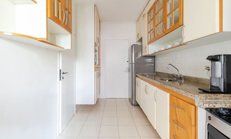 Apartamento de 183m², 3 quartos em Vila Nova Conceição Rua Bueno Brandão São Paulo - 