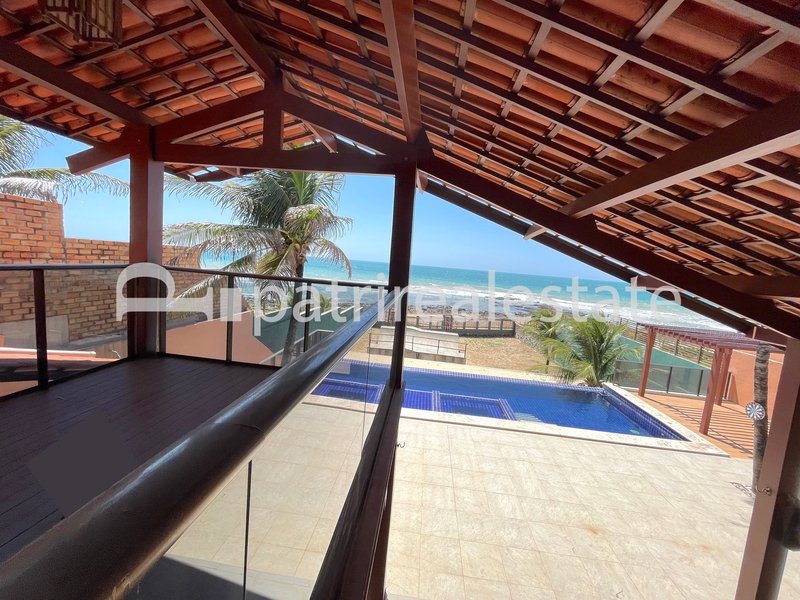 Casa com piscina pé na areia de 210 m² e terreno de 1275 m² 4 suites 5 wc 8 vagas Taiba CE - SAO GONCALO DO AMARANTE - 