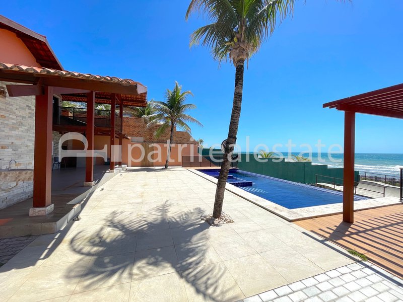 Casa com piscina pé na areia de 210 m² e terreno de 1275 m² 4 suites 5 wc 8 vagas Taiba CE - SAO GONCALO DO AMARANTE - 