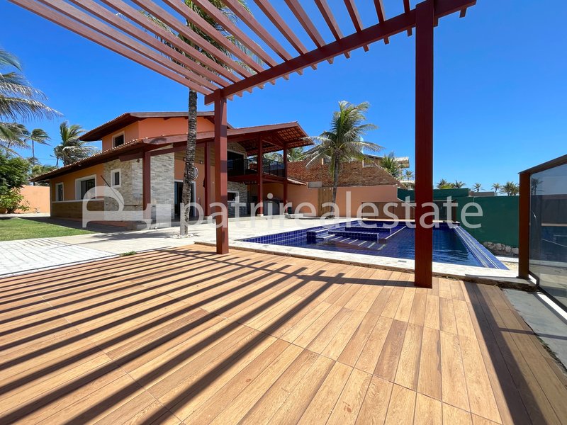 Casa com piscina pé na areia de 210 m² e terreno de 1275 m² 4 suites 5 wc 8 vagas Taiba CE - SAO GONCALO DO AMARANTE - 