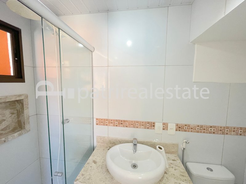 Casa com piscina pé na areia de 210 m² e terreno de 1275 m² 4 suites 5 wc 8 vagas Taiba CE - SAO GONCALO DO AMARANTE - 