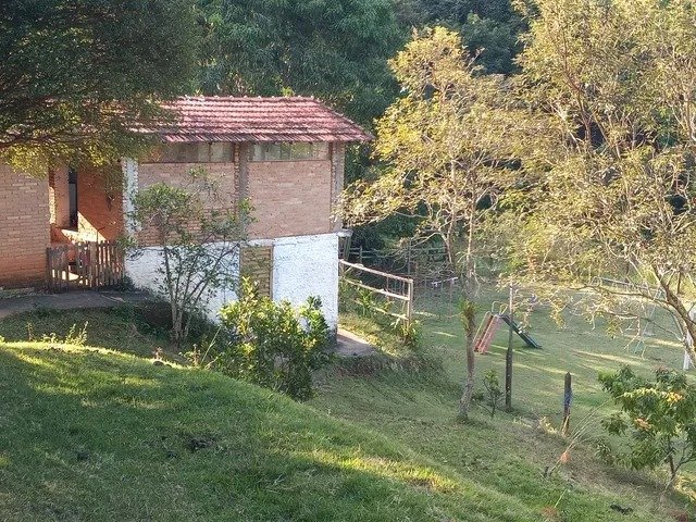 SÍTIO COM 3.8 HECTARES NA REPRESA DE SANTA BRANCA/SÃO PAULO - SANTA BRANCA - 