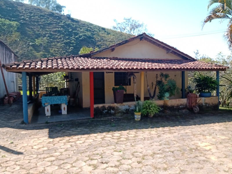 SÍTIO COM 2.68 ALQUEIRES EM SÃO JOSÉ DOS CAMPOS/SÃO PAULO - São José dos Campos - 