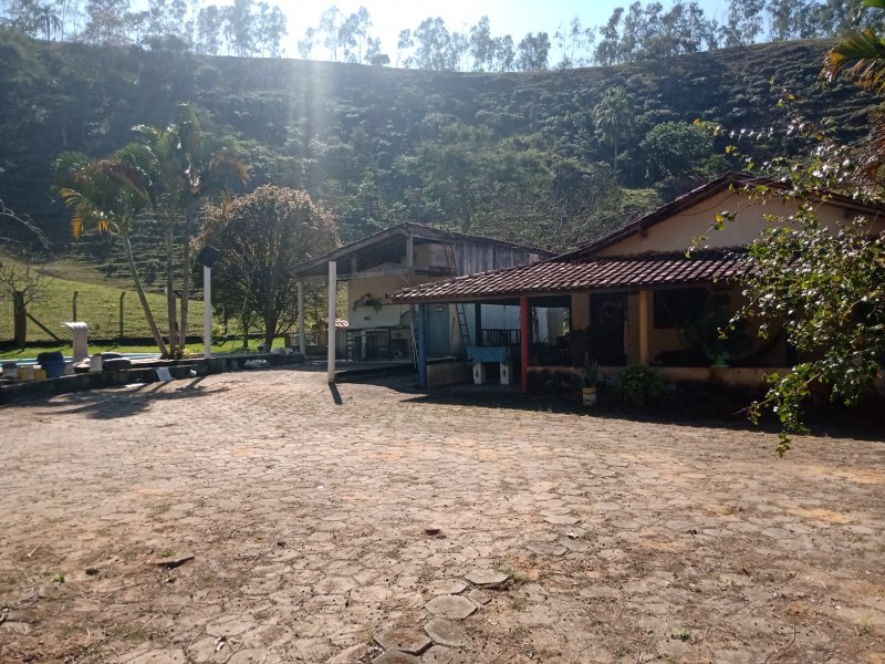 SÍTIO COM 2.68 ALQUEIRES EM SÃO JOSÉ DOS CAMPOS/SÃO PAULO - São José dos Campos - 