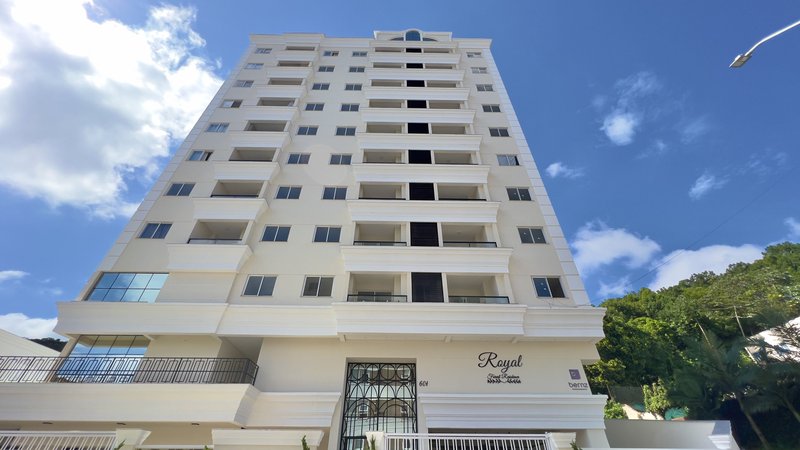 Apartamento 2 suítes, Bairro Tabuleiro - Camboriú-SC Rua Figueira Camboriú - 