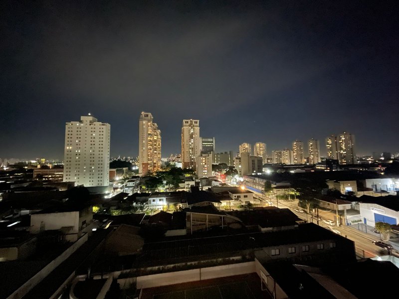 Apartamento com 103m² com 3 dormitórios sendo uma suíte e 2 vagas -SP  São Paulo - 