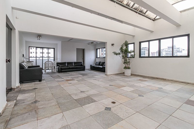 Apartamento de 40m², 1 quarto em Vila Nova Conceição Rua Balthazar da Veiga São Paulo - 