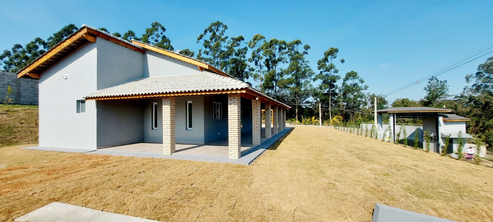 Chácara Nova em condomínio alto padrão no bairro Dona Catarina  Mairinque - 
