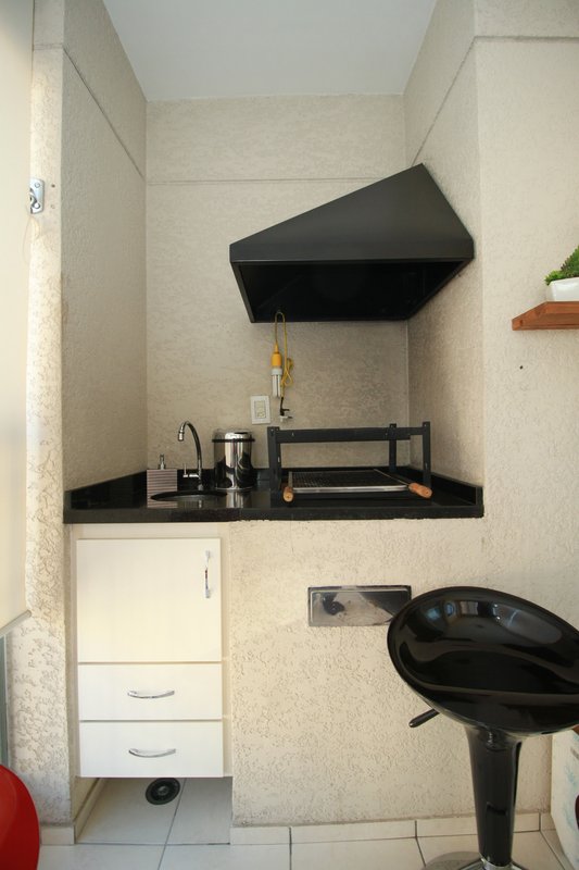 Apartamento para venda com 60m², 02 dormitórios, 01 banheiro e 01 vaga de garagem Rua Salvador Pedroso São Paulo - 
