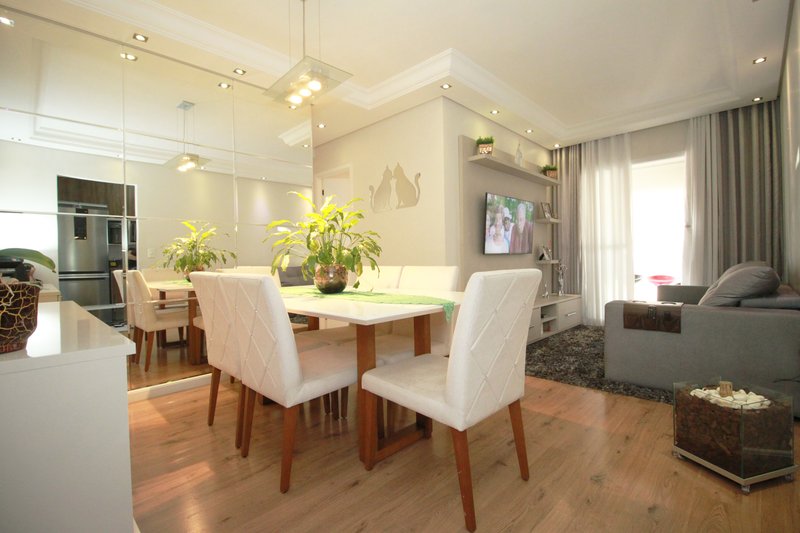 Apartamento para venda com 60m², 02 dormitórios, 01 banheiro e 01 vaga de garagem Rua Salvador Pedroso São Paulo - 