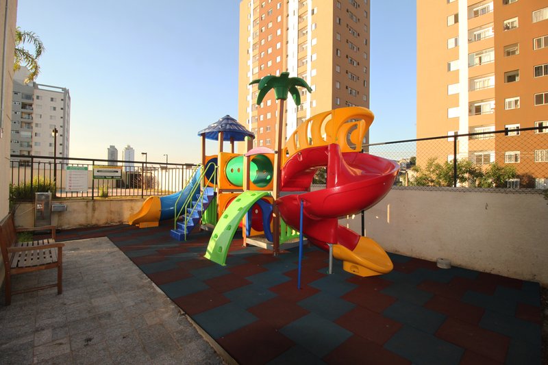 Apartamento para venda com 60m², 02 dormitórios, 01 banheiro e 01 vaga de garagem Rua Salvador Pedroso São Paulo - 