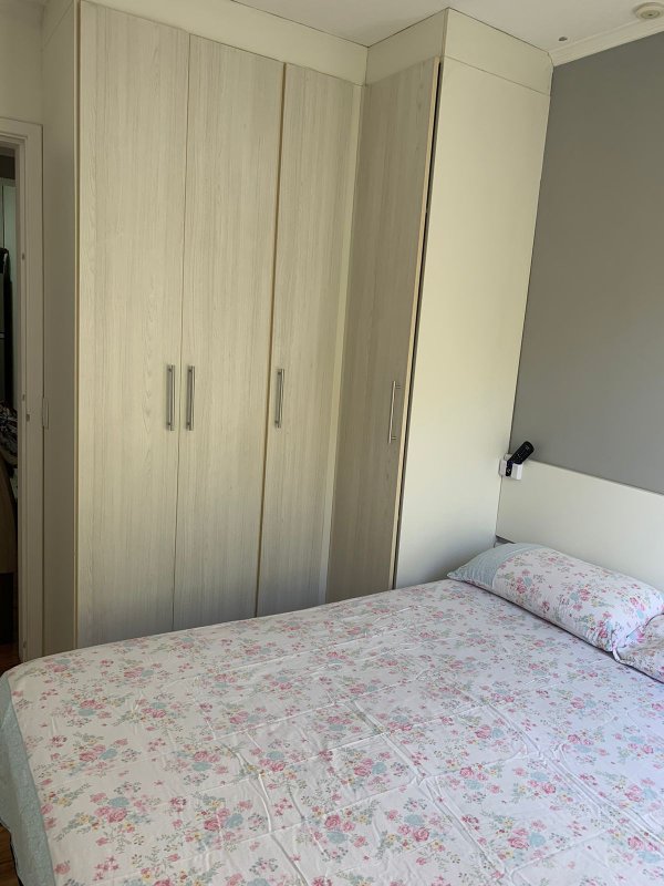 Apartamento com 2 Quartos e 1 banheiro à Venda, 48 m² por R$ 260.000 PORTEIRA FECHADA Rua Mathilde de Abreu Taboão da Serra - 