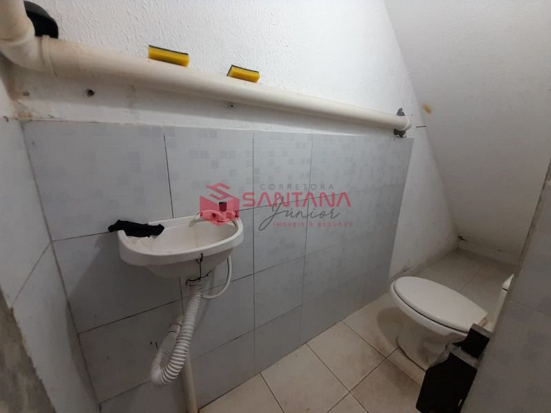 Galpão com 80m² para locação com escritório. (INDISPONÍVEL) Rua Luiz C da Silva Lauro de Freitas - 