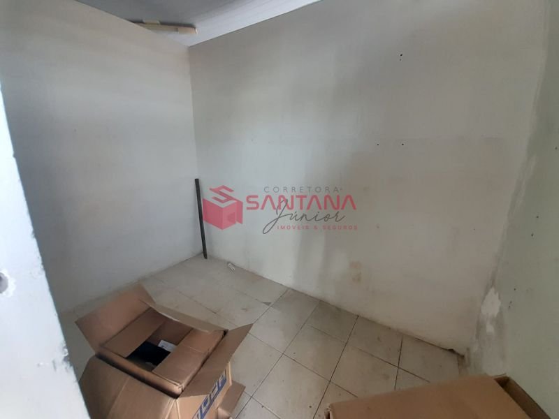 Galpão com 80m² para locação com escritório. (INDISPONÍVEL) Rua Luiz C da Silva Lauro de Freitas - 