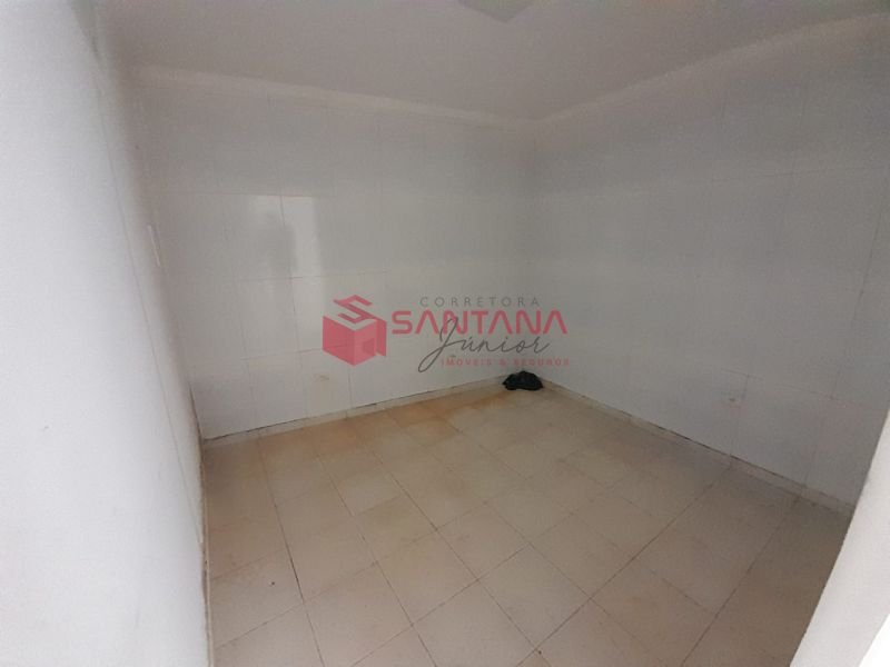 Galpão com 80m² para locação com escritório. (INDISPONÍVEL) Rua Luiz C da Silva Lauro de Freitas - 