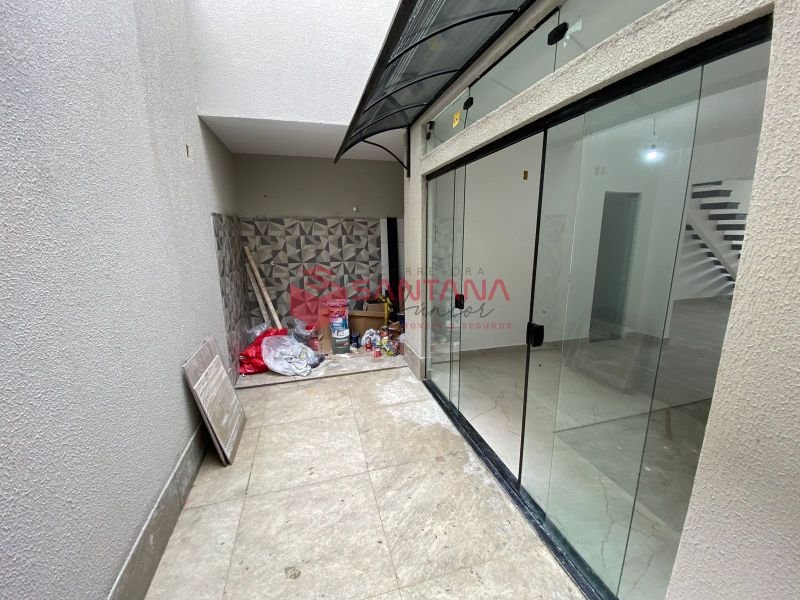Casa com 137m², 3 suítes em Praia do Flamengo. (INDISPONÍVEL) Rua Engenheiro Adozindo Magalhães Salvador - 
