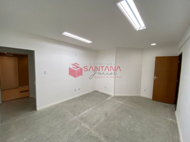 Sala no Mag Empresarial em Pitangueiras. (INDISPONÍVEL) Avenida Luiz Tarquínio Pontes Lauro de Freitas - 