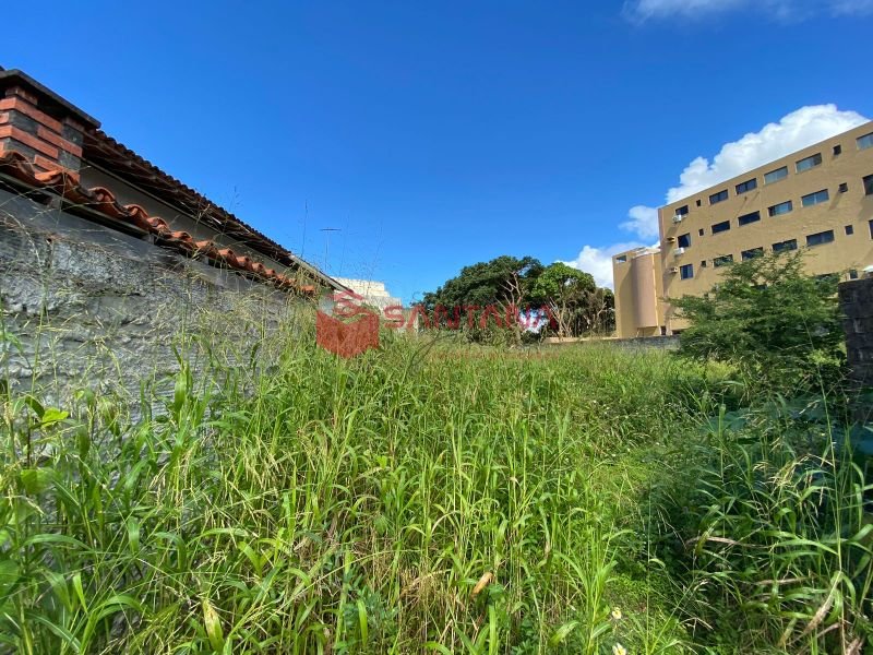 Galpão de 270m² para locação em Vilas do Atlântico.  (INDISPONÍVEL) Rua Leonardo R da Silva Lauro de Freitas - 