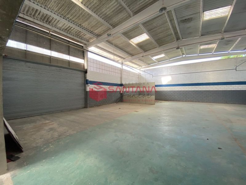 Galpão de 270m² para locação em Vilas do Atlântico.  (INDISPONÍVEL) Rua Leonardo R da Silva Lauro de Freitas - 