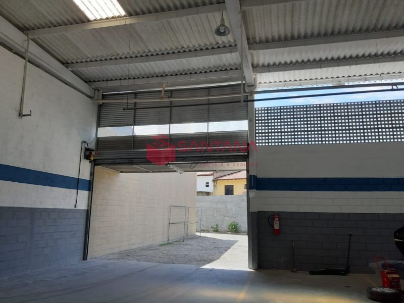 Galpão 3532m² para locação, frente de rua em Vilas do Atlântico.  (INDISPONÍVEL) Rua Leonardo R da Silva Lauro de Freitas - 