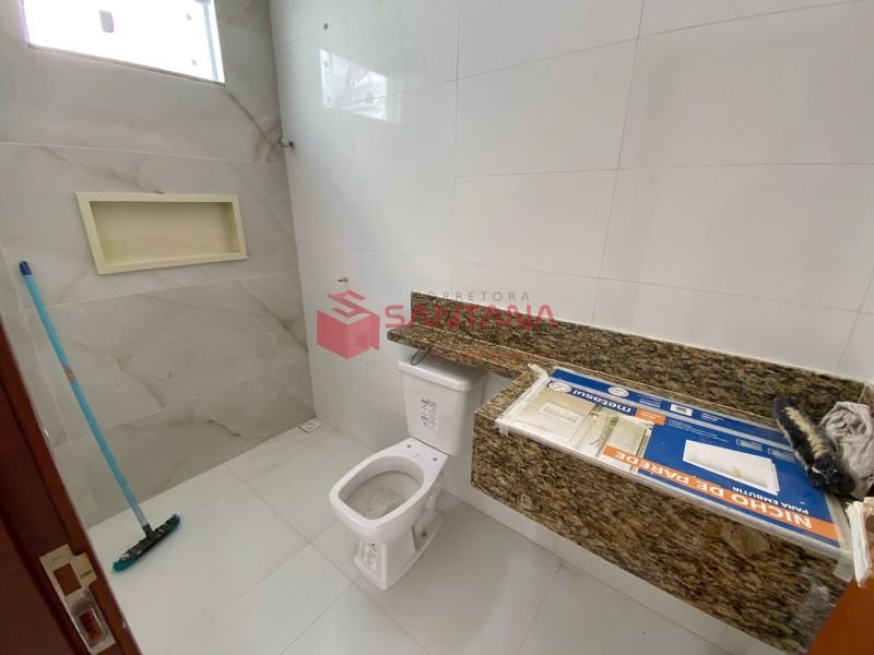 LANÇAMENTO. Casas para venda, quatro quartos em Buraquinho. (INDISPONÍVEL) Rua Júlio M dos Santos, Buraquinho Lauro de Freitas - 