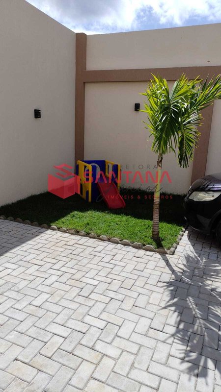 Casa térrea com 2 suítes à venda na Priscila Dutra Rua Priscila B Dutra Lauro de Freitas - 