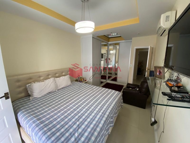 Casa 4 dormitórios 2 suítes 360m² 2 vagas Itapuã Salvador/BA (INDISPONÍVEL) Rua Londres. Avenida Dorival Caymmi Salvador - 