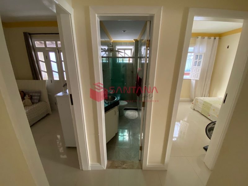 Casa 4 dormitórios 2 suítes 360m² 2 vagas Itapuã Salvador/BA (INDISPONÍVEL) Rua Londres. Avenida Dorival Caymmi Salvador - 