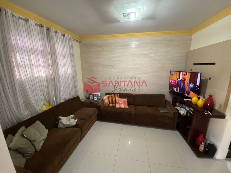 Casa 4 dormitórios 2 suítes 360m² 2 vagas Itapuã Salvador/BA (INDISPONÍVEL) Rua Londres. Avenida Dorival Caymmi Salvador - 
