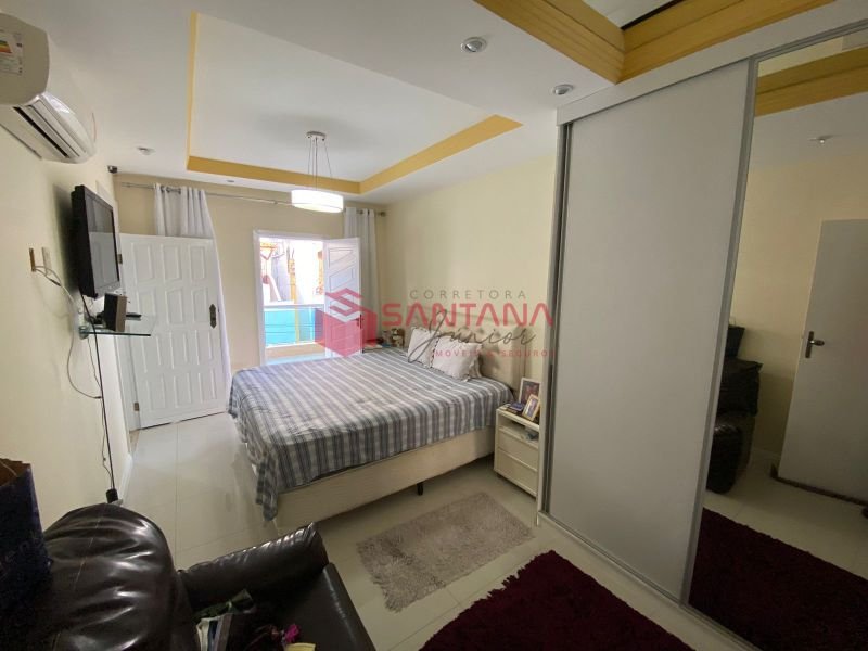 Casa 4 dormitórios 2 suítes 360m² 2 vagas Itapuã Salvador/BA (INDISPONÍVEL) Rua Londres. Avenida Dorival Caymmi Salvador - 
