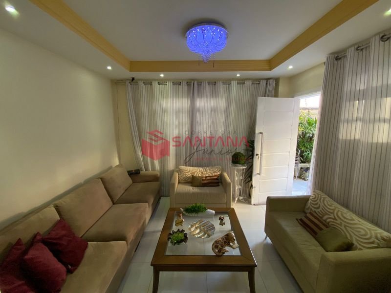 Casa 4 dormitórios 2 suítes 360m² 2 vagas Itapuã Salvador/BA (INDISPONÍVEL) Rua Londres. Avenida Dorival Caymmi Salvador - 