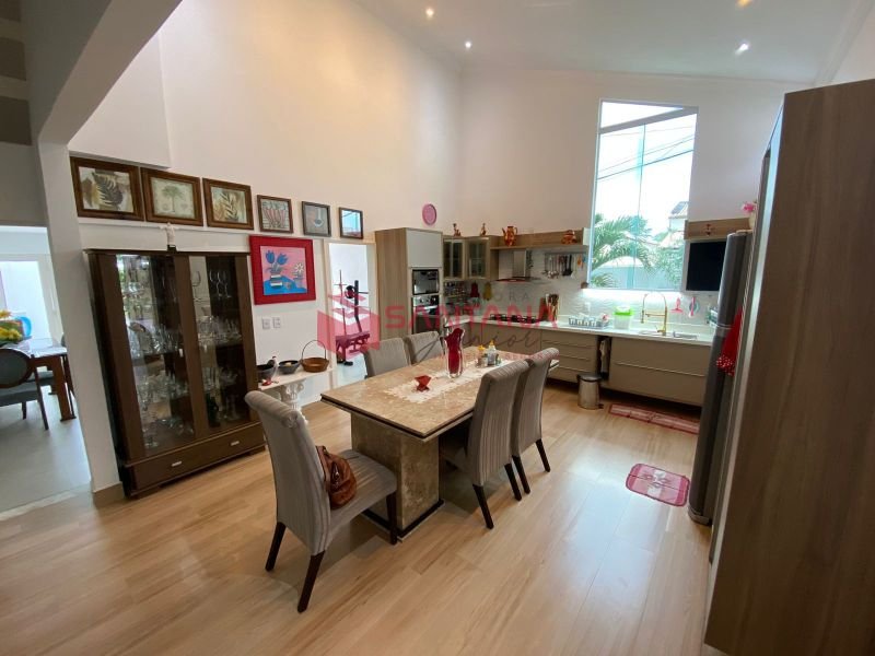 Casa para locação e venda com 5/4 em Vilas do Atlântico. (INDISPONÍVEL) Avenida Praia de Guarapari Lauro de Freitas - 
