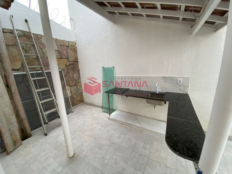 Casa para locação e venda com 5/4 em Vilas do Atlântico. (INDISPONÍVEL) Avenida Praia de Guarapari Lauro de Freitas - 