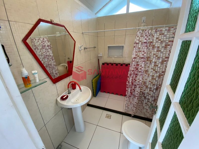 Casa para locação e venda com 5/4 em Vilas do Atlântico. (INDISPONÍVEL) Avenida Praia de Guarapari Lauro de Freitas - 
